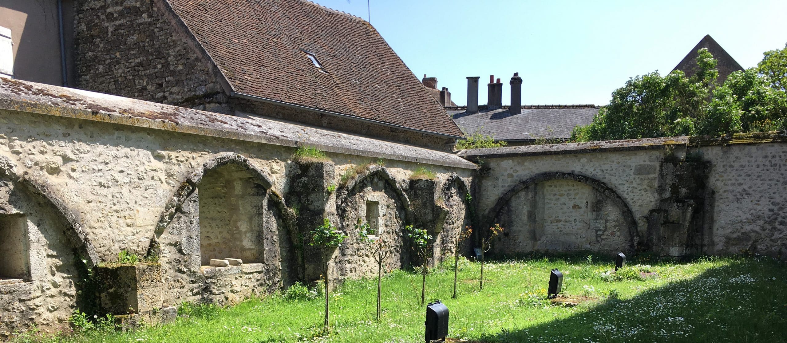 beaune la rolande