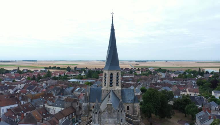 clocher tors de Puiseaux