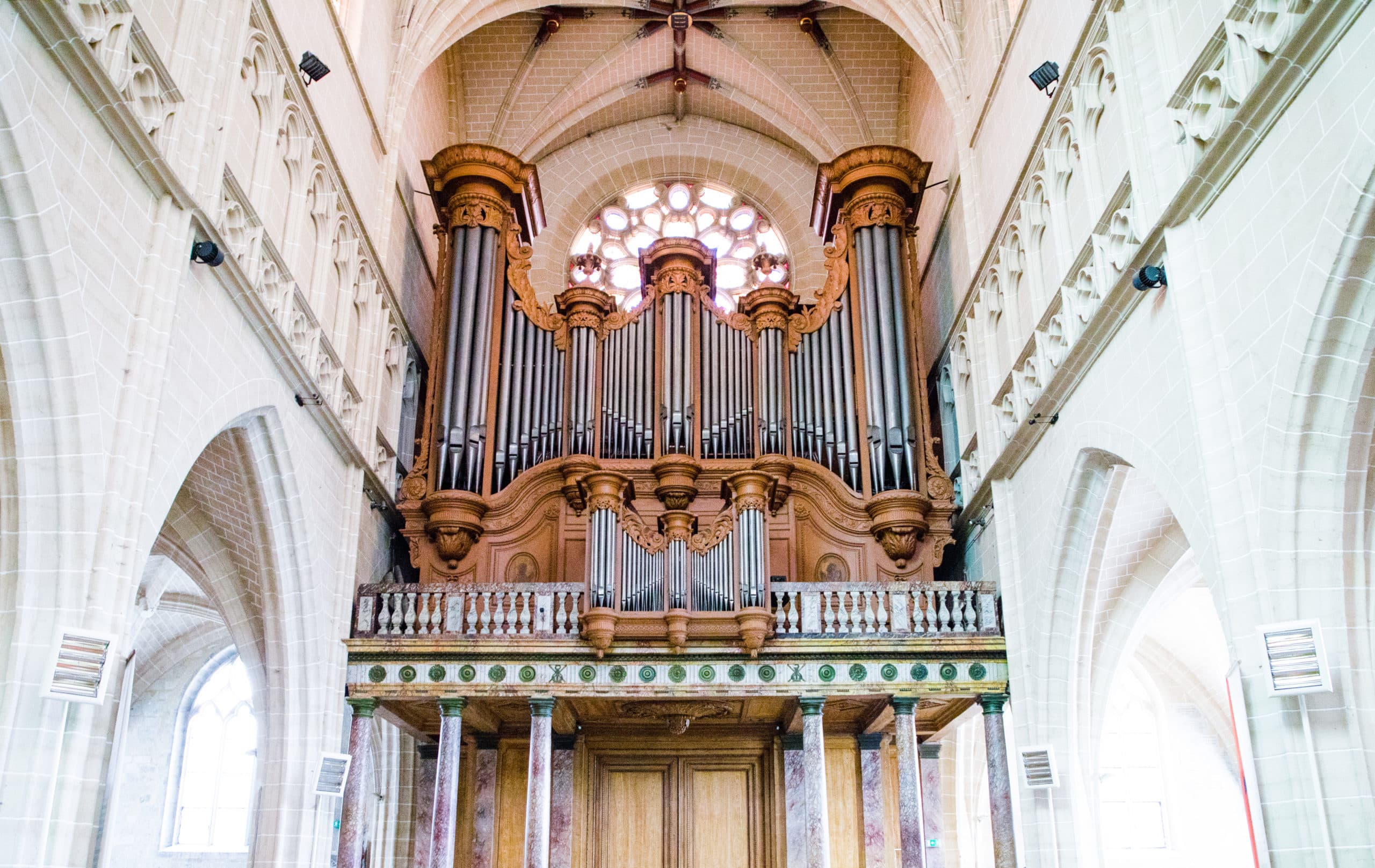 grand orgue de l'église de pithiviers