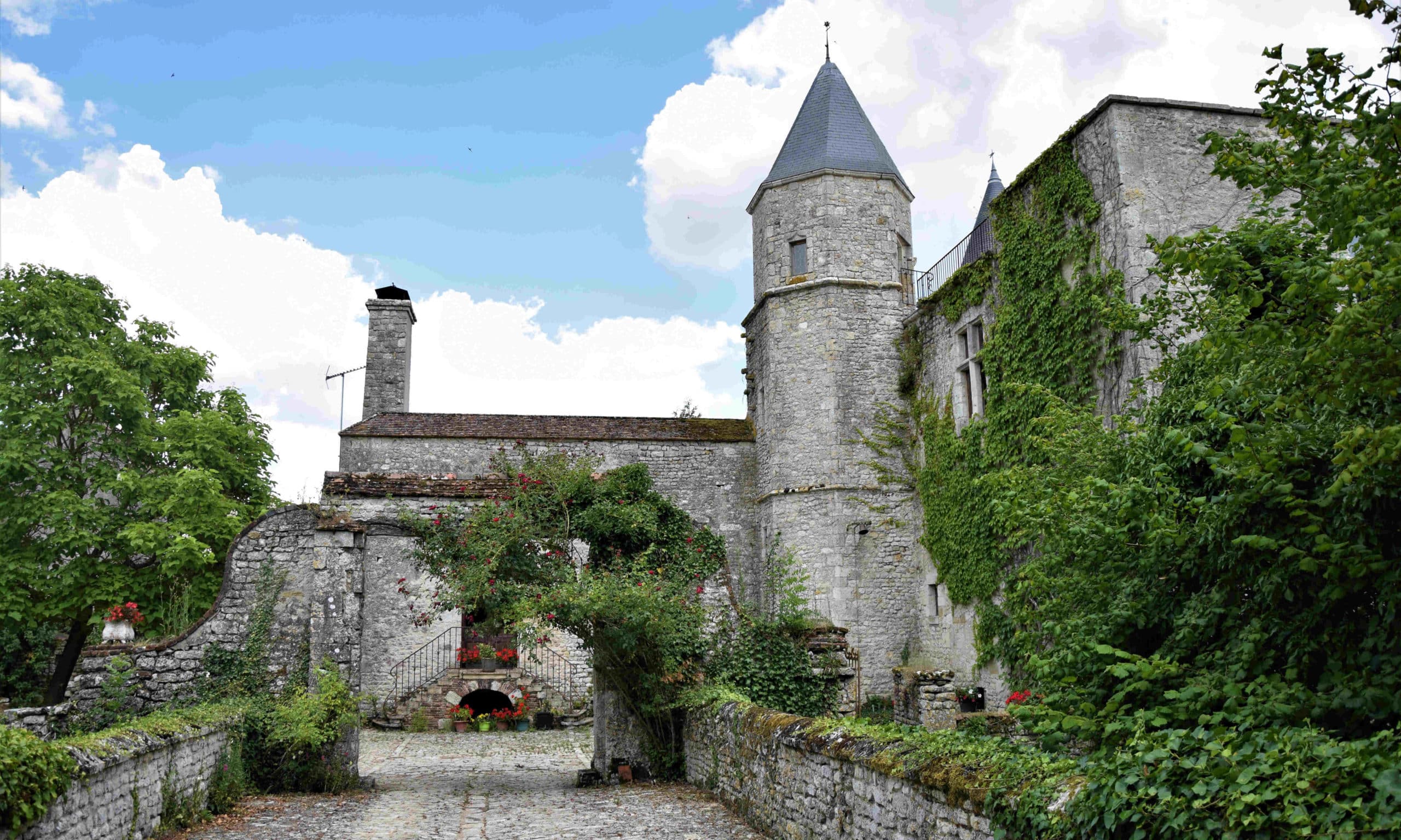 Chateau de courcelles