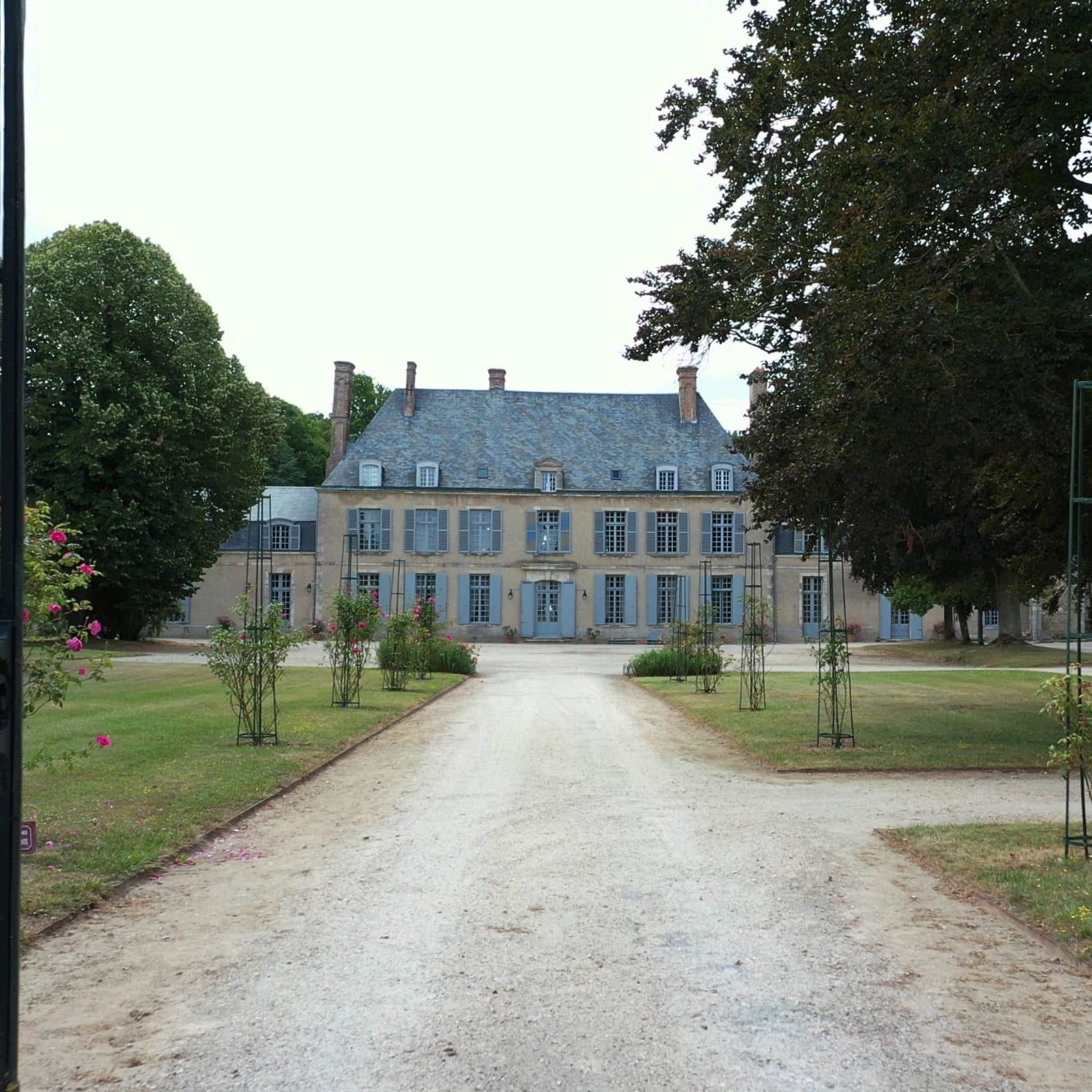 chateau de denainvilliers